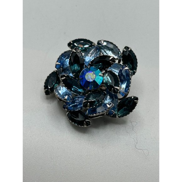 Vintage Layered Rhinestones Brooch Dark Blue Glass Stone Silver Tone Setting - Picture 5 of 9
